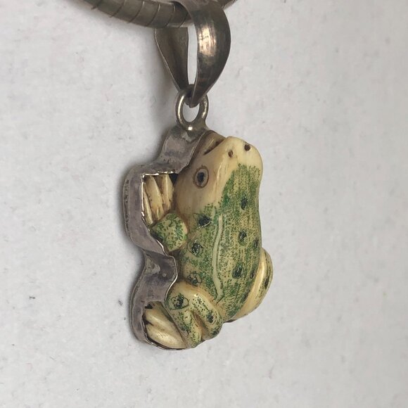 Hand painted, Hand Carved Bone Frog in Sterling Silver Setting Pendant - Natural - Picture 1 of 6